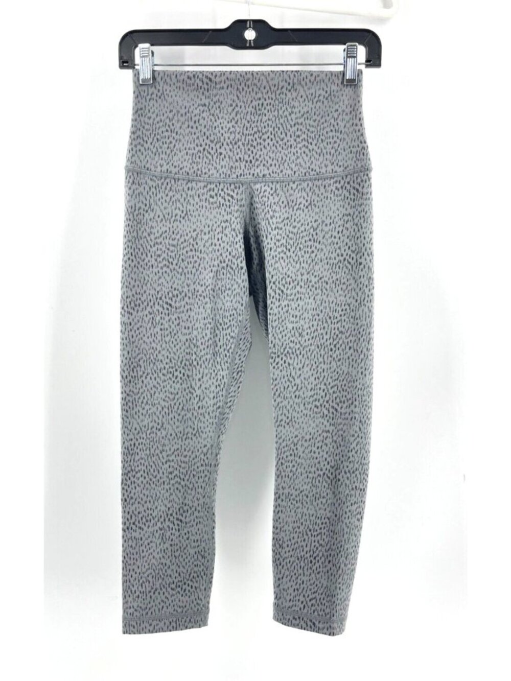 Lululemon Women's Gray Animal Print Cropped Activewear Leggings Size S